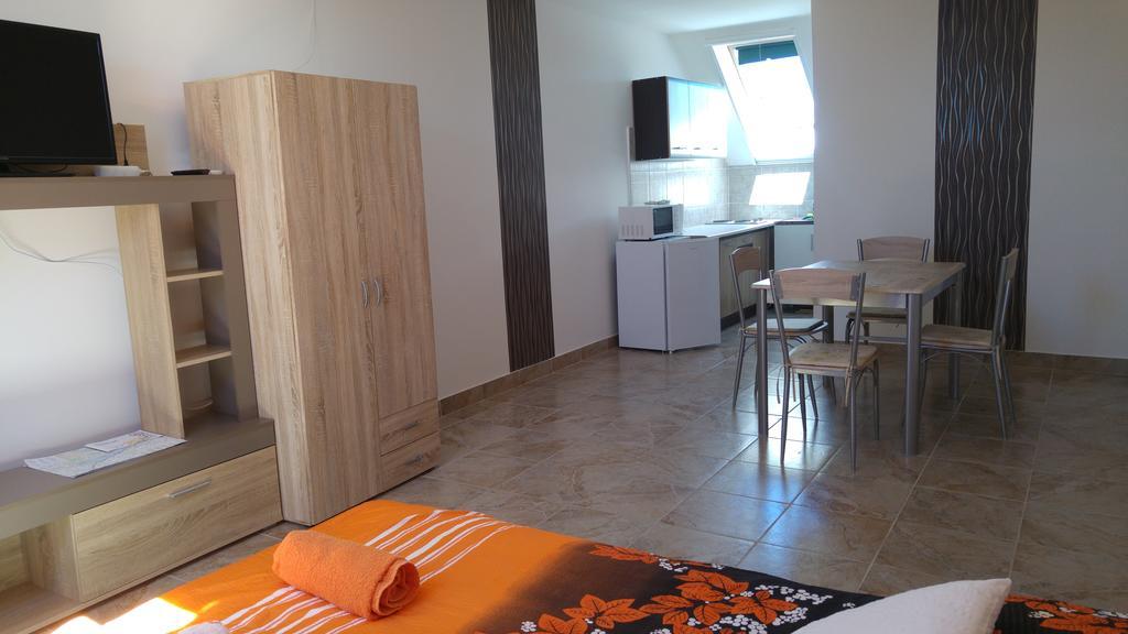 Vasti Apartman Siófok Exteriér fotografie